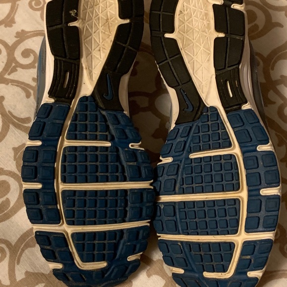 Women’s Nike Revolution size 9 - Picture 6 of 6